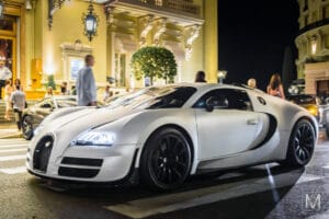 Bugatti Veyron white