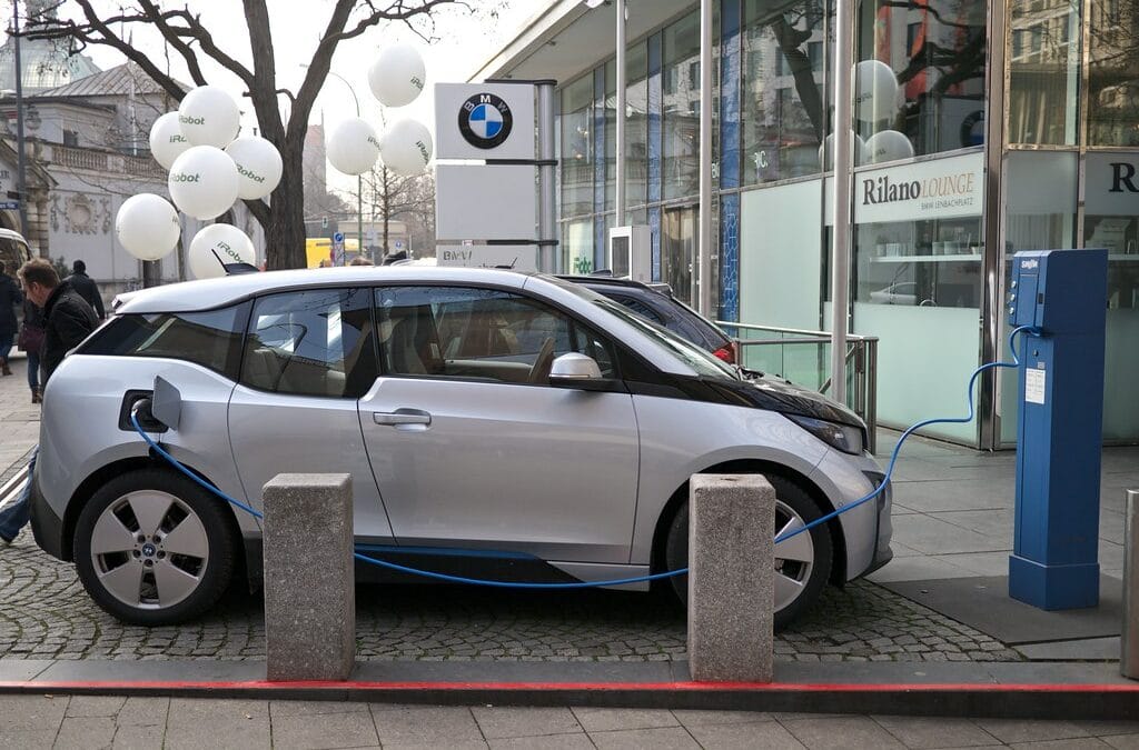 BMW enters the electric vehicle lane