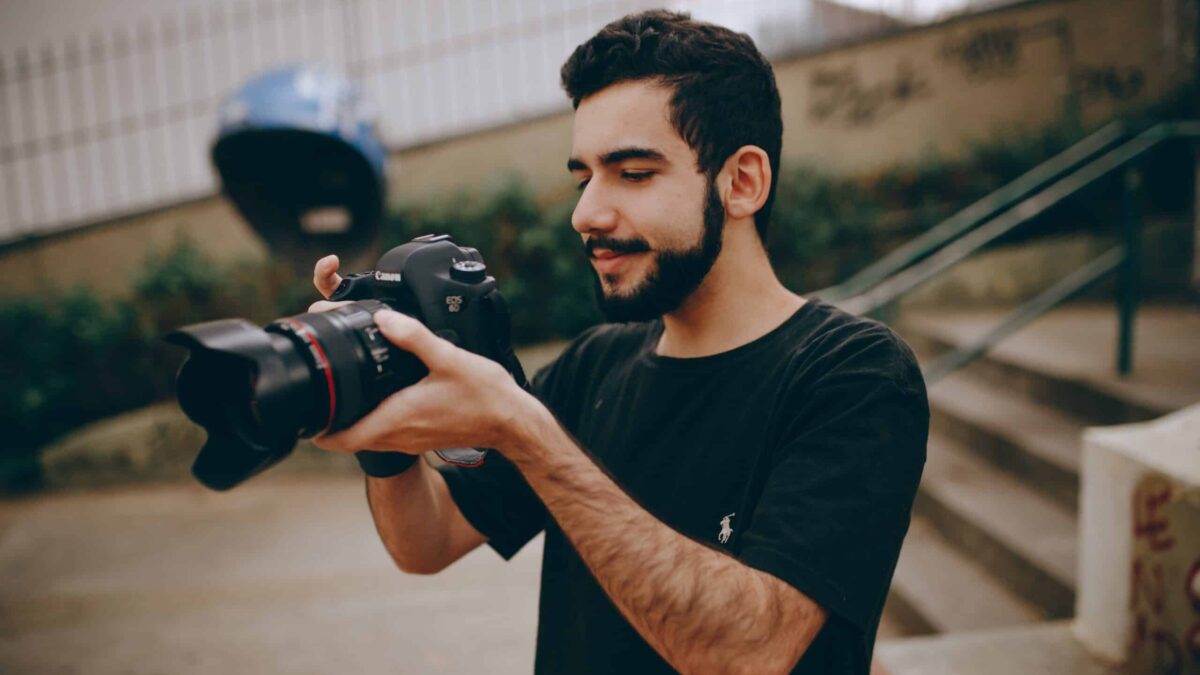 How To Start a Photography Career With No Experience